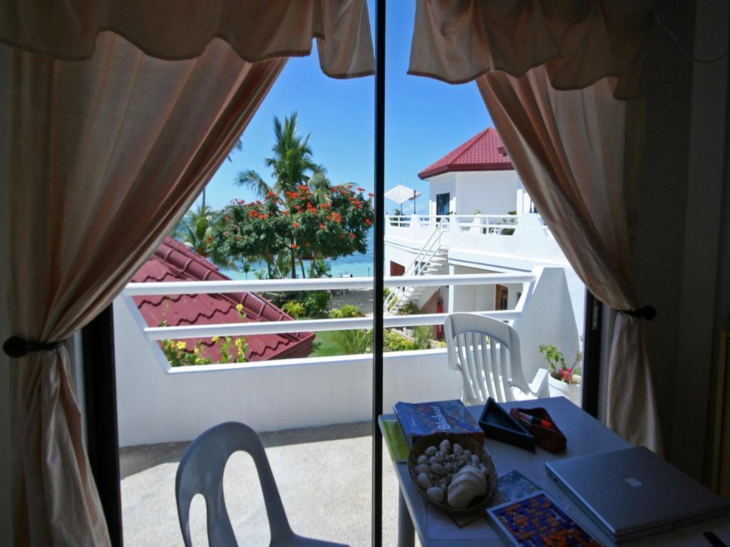 Isis Bungalows Hotel Panglao Room photo